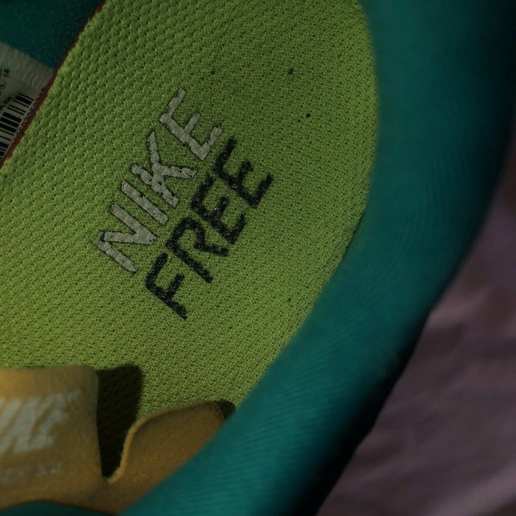 Nike Free Run 5.0 Womens Turquoise Green Athletic Running Sneakers Size 9.5 - Picture 8 of 9